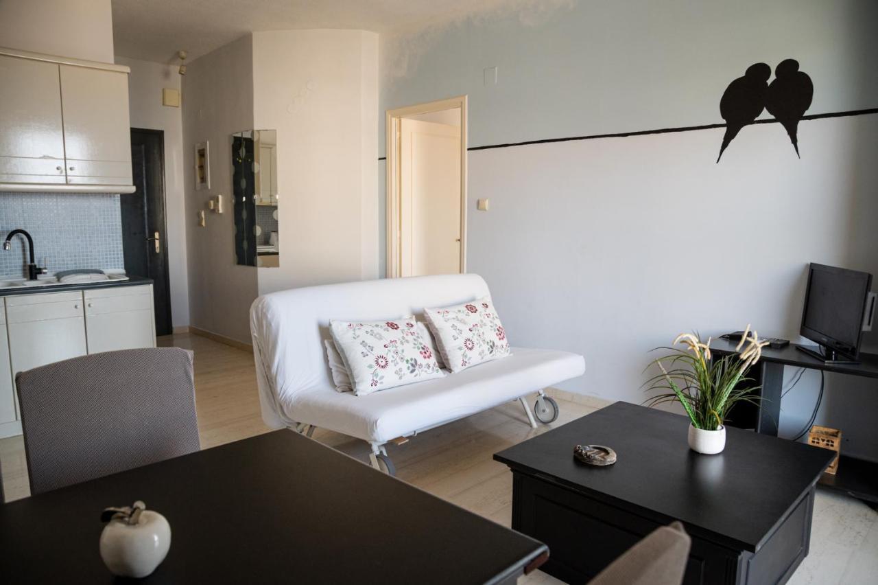 Eftihia Apartments By The Sea Ретимно Экстерьер фото