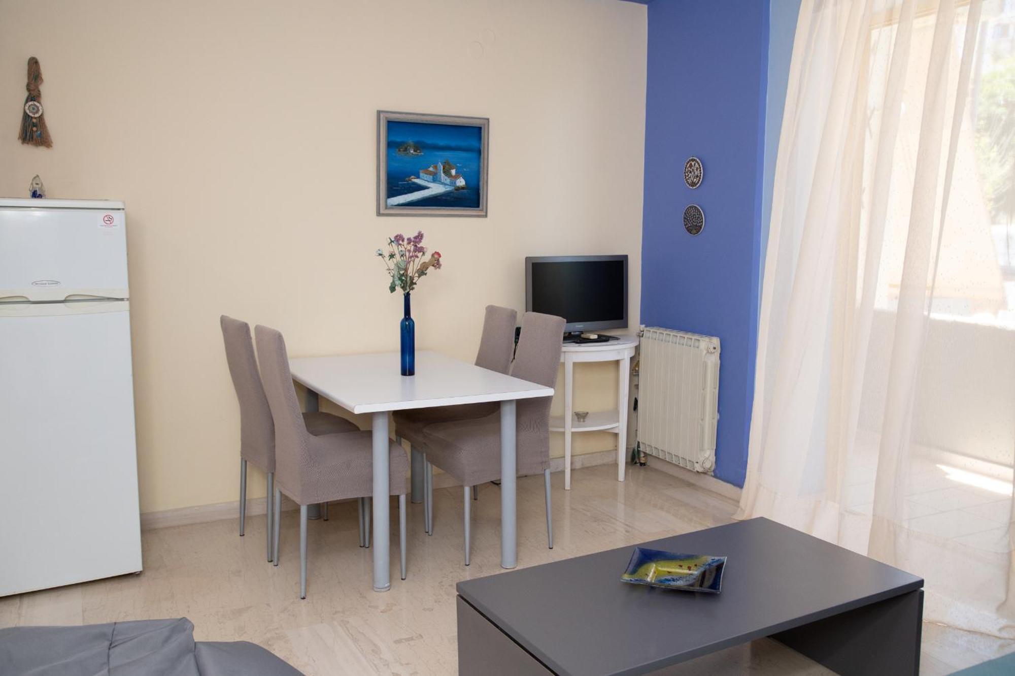 Eftihia Apartments By The Sea Ретимно Экстерьер фото