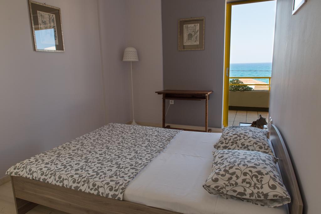 Eftihia Apartments By The Sea Ретимно Экстерьер фото